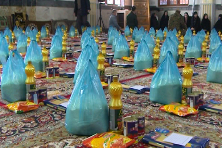 بسته های معیشتی آماده توزیع بین نیازمندان