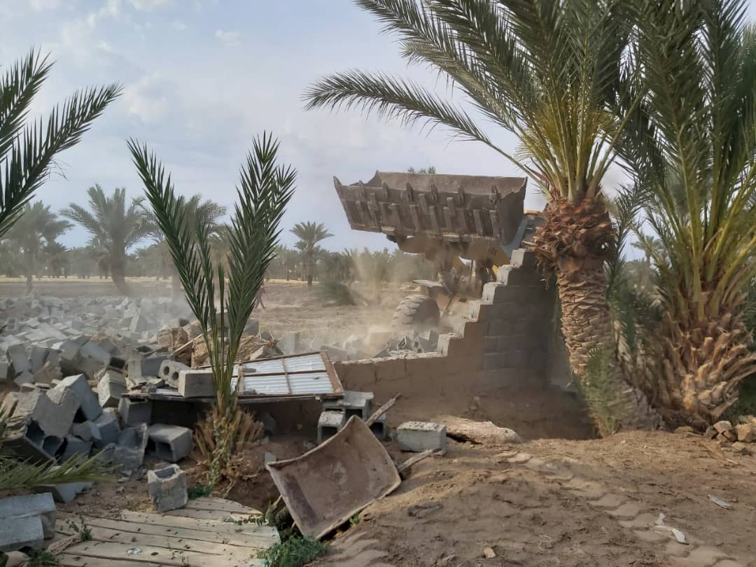 رفع تصرف اراضی غیر مجاز در بافق