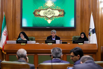 جلسه شورا؛ ریاست امینی در غیاب هاشمی جلسه شورا؛ ریاست امینی در غیاب هاشمی