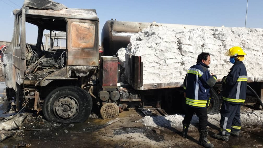 آتش سوزی کامیون ترانزیت حامل بار گچ در مرز دوغارون