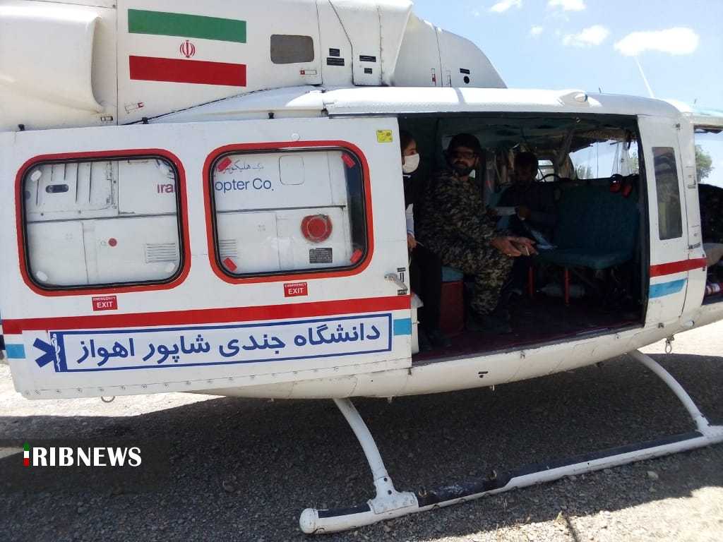 ارایه خدمات رایگان به خانواده های عشایری آسیب دیده از کرونا ارایه خدمات رایگان به خانواده های عشایری آسیب دیده از کرونا