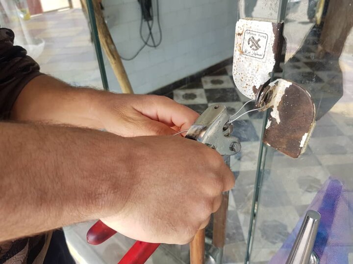 تعطیلی دفتر پیشخوان متخلف در شادگان تعطیلی دفتر پیشخوان متخلف در شادگان