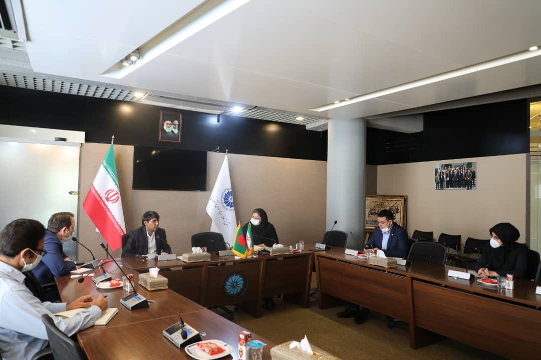 فرصت&zwnj;های اقتصادی مناسبی برای بازرگانان بنگلادش و فارس