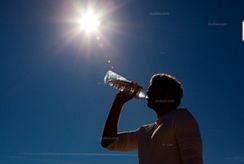 تب اهواز از ۵۰ درجه گذشت تب اهواز از ۵۰ درجه گذشت