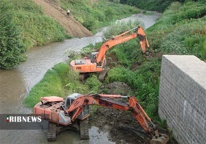 لایه روبی حریم رودخانه قزل اوزن