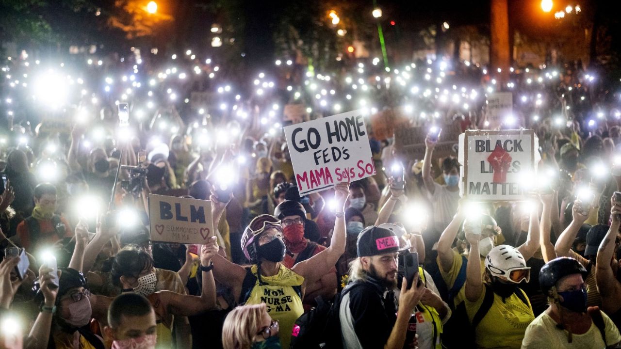 خط و نشان های نا تمام ترامپ برای معترضان در پورتلند خط و نشان های نا تمام ترامپ برای معترضان در پورتلند