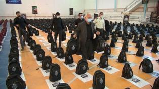 توزیع ۱۲۰۰ بسته معیشتی و لوازم التحریر در شهرستان عباسآباد توزیع ۱۲۰۰ بسته معیشتی و لوازم التحریر در شهرستان عباسآباد