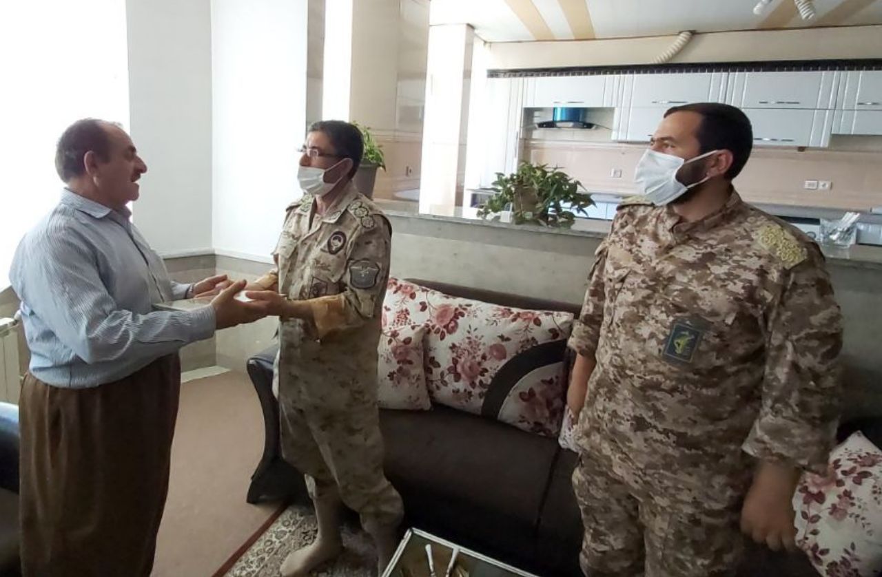 دیدار و تجلیل از خانواده‌های معظم شهدای سردشت