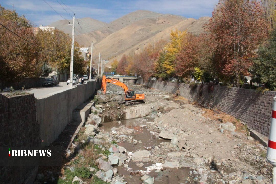 رودخانههای اوشان، فشم و میگون لایروبی شد رودخانههای اوشان، فشم و میگون لایروبی شد