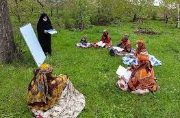 فداکاری معلمان برای آموزش در روستاهای دوردست فداکاری معلمان برای آموزش در روستاهای دوردست