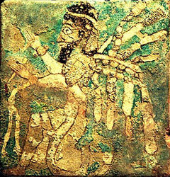 نمایش آثار تاریخی ۲۸۰۰ ساله تپه قلایچی در بوکان