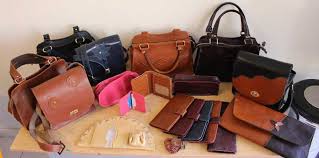 چرم‌دوزی؛ کار در منزل