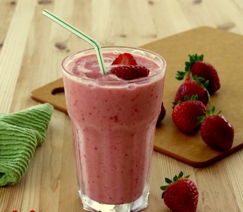 ۷ اسموتی خنک و خوشمزه بهاری