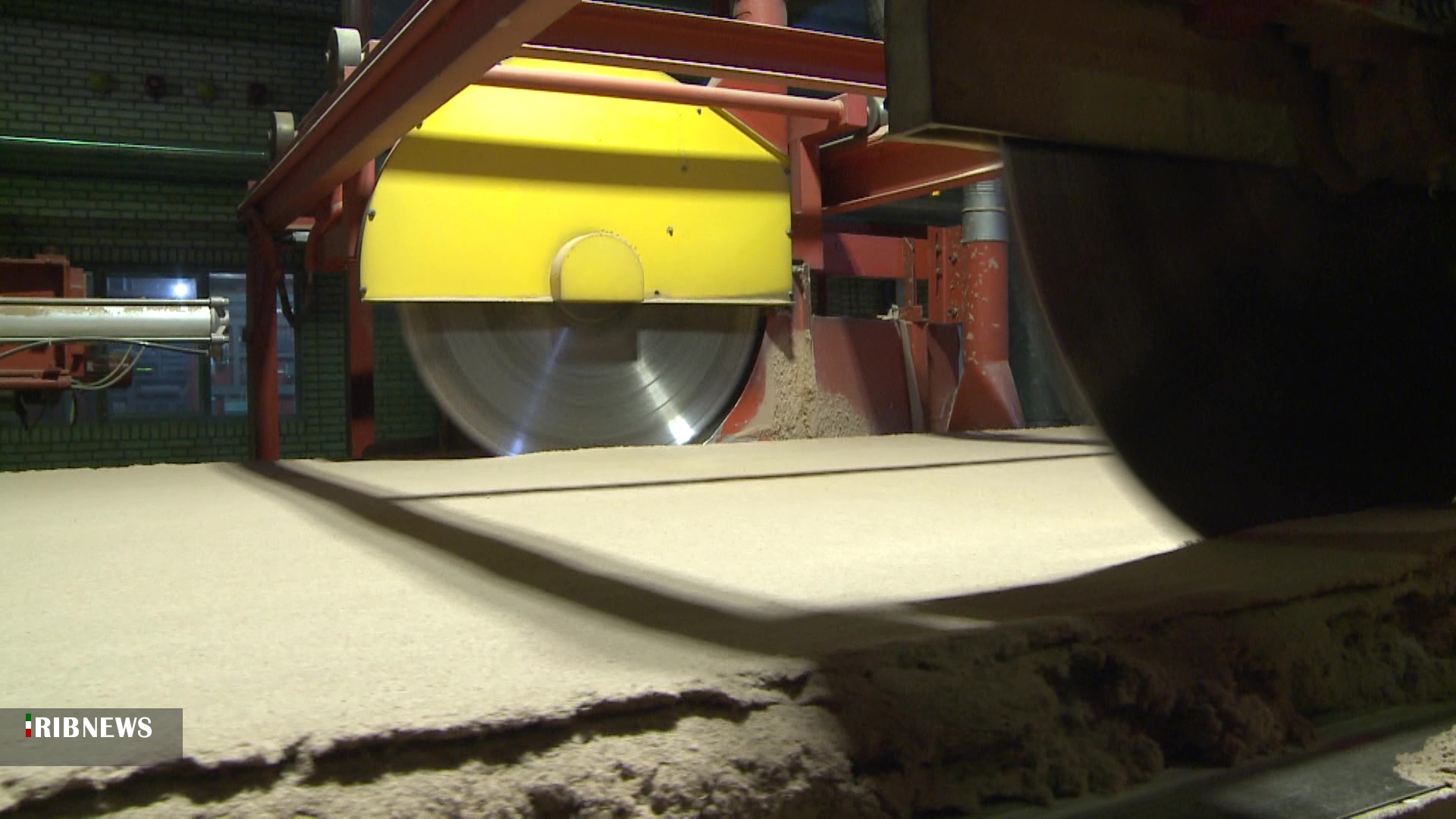 استان اردبیل یکی از سه قطب تولید ام دی اف در کشور