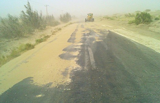 وزش باد شدید و خیزش گرد و خاک در شرق کشور