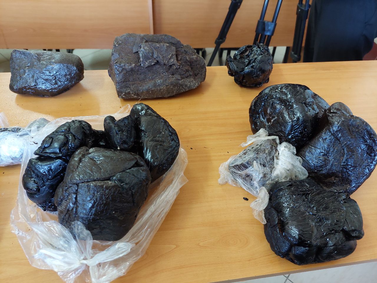 کشف ۱۰۰ کیلوگرم انواع مواد مخدر در گیلان