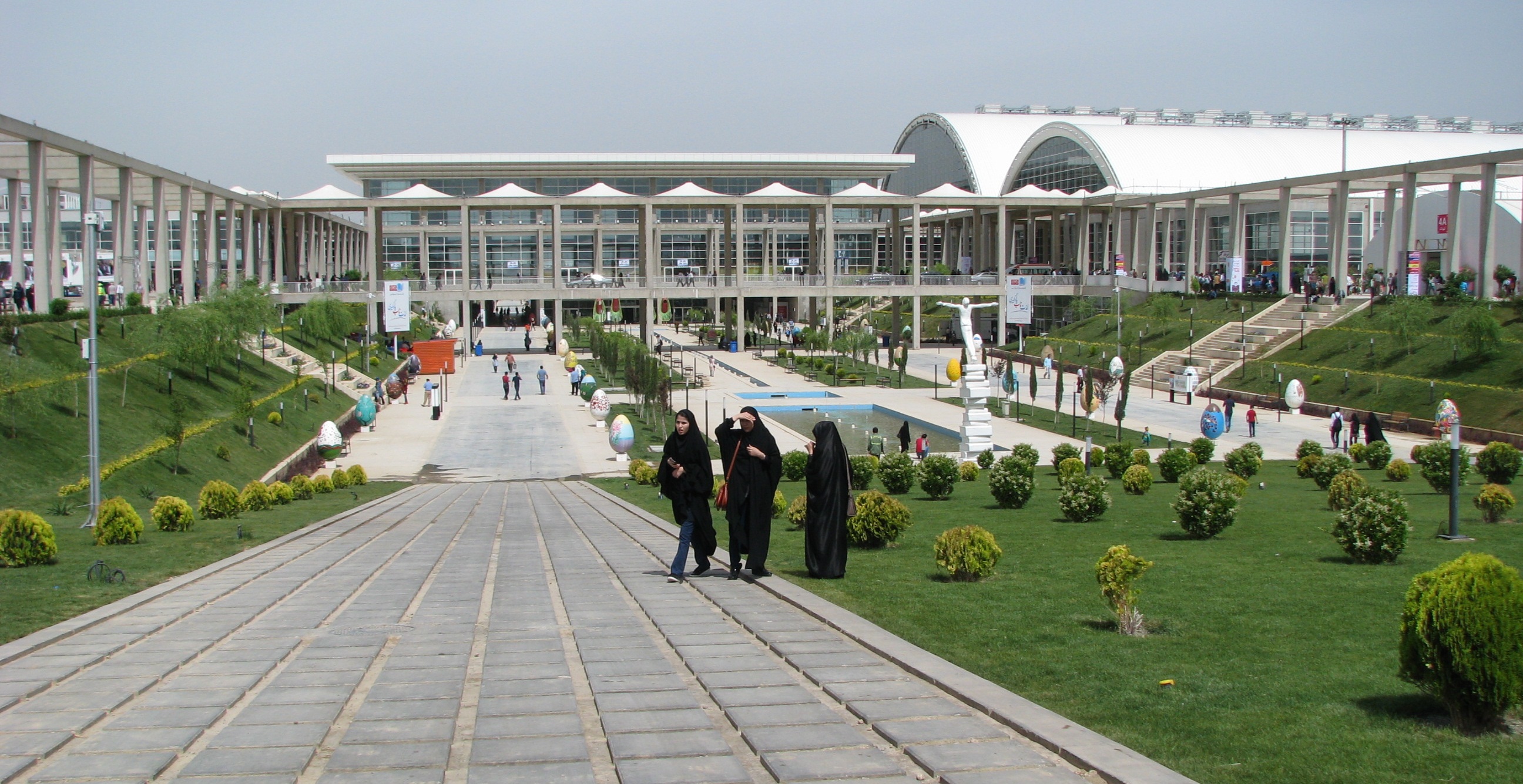 برگزاری ۴۰ نمایشگاه امسال درشهر آفتاب برگزاری ۴۰ نمایشگاه امسال درشهر آفتاب