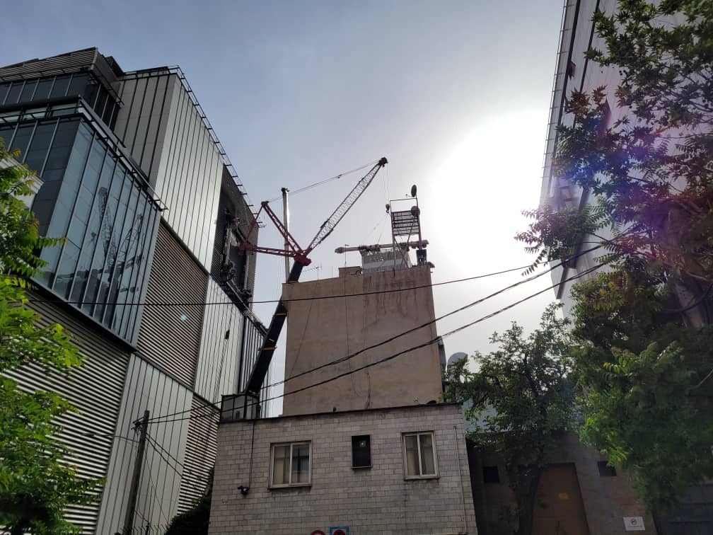 سازه غیر مجاز پالادیوم جمع آوری کامل شد سازه غیر مجاز پالادیوم جمع آوری کامل شد