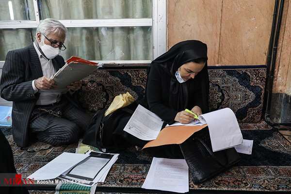 رسیدگی به مشکلات حقوقی و قضایی هموطنان در مساجد رسیدگی به مشکلات حقوقی و قضایی هموطنان در مساجد