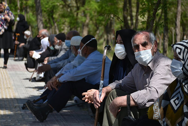 مرور &laquo;مجله سالمندی&raquo; در رادیو سلامت