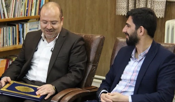 مشارکت اداره ورزش و جوانان و کتابخانههای عمومی برای ترویج کتابخوانی مشارکت اداره ورزش و جوانان و کتابخانههای عمومی برای ترویج کتابخوانی