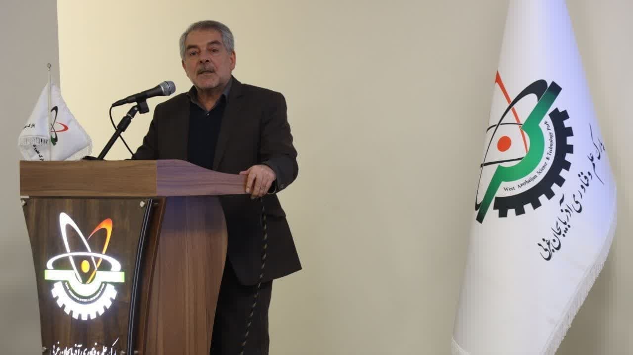 نشست هماندیشی انجمنهای علمیدانشجویی دانشگاه ارومیه با مسئولین پارک علم و فناوری نشست هماندیشی انجمنهای علمیدانشجویی دانشگاه ارومیه با مسئولین پارک علم و فناوری