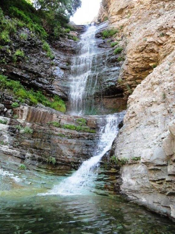 آشنایی با آبشار گلوکان تهران