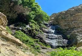 آشنایی با آبشار گلوکان تهران