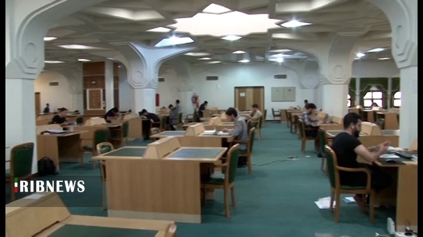 کتابخانه حرم بانوی کرامت (ع) مرکزی برای مراجعه اهالی مطالعه