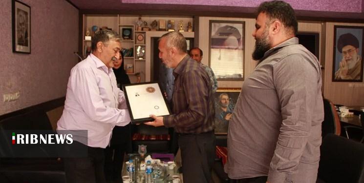 کسب نشان درجه ۲ هنری کشور از سوی هنرمند موسیقی مقامی خراسان‌شمالی