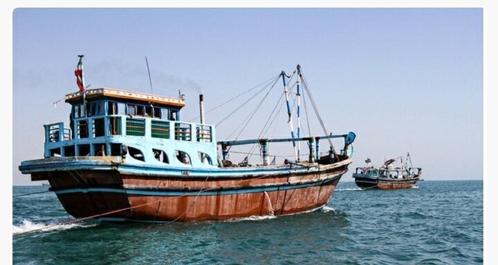 توقیف کولرهای گازی قاچاق در آبهای شمال خلیج فارس توقیف کولرهای گازی قاچاق در آبهای شمال خلیج فارس