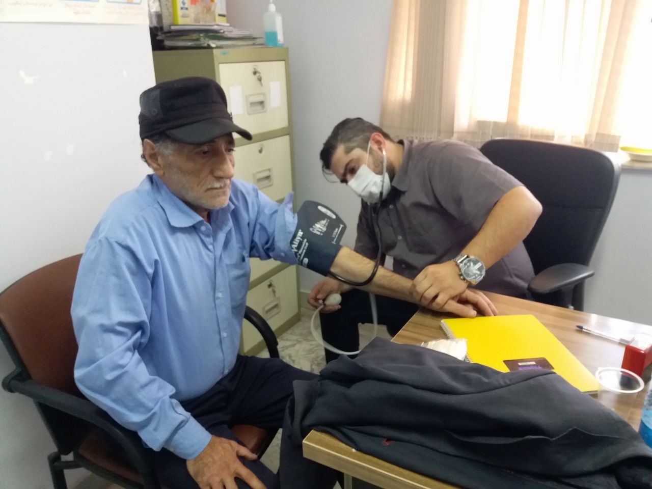 معاینه رایگان بیماران املشی