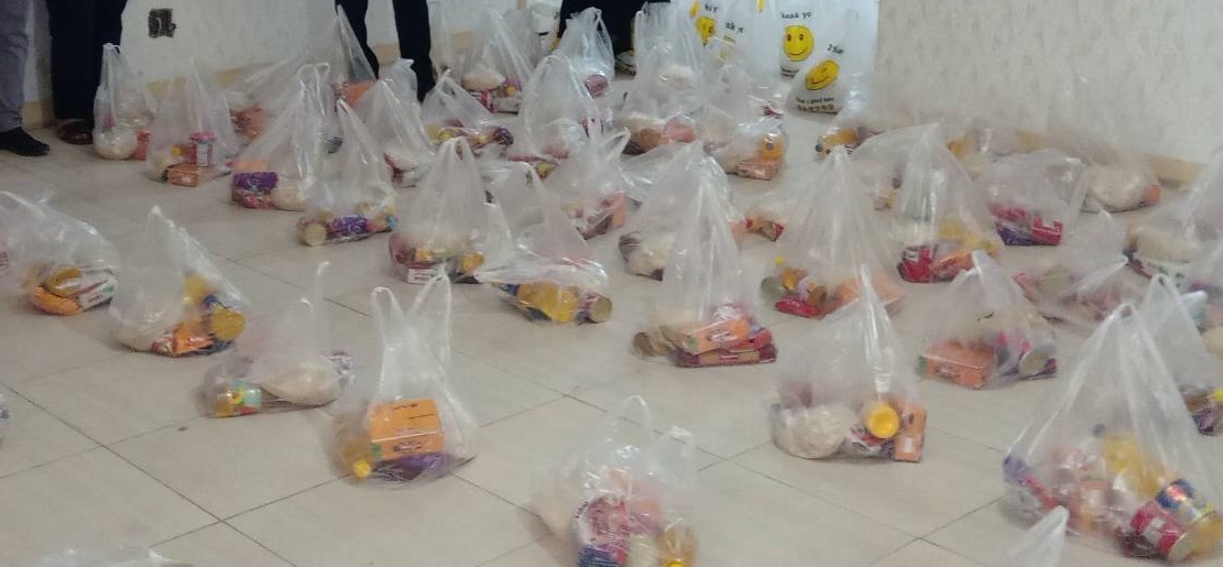 تهیه ۵۰۰ بسته معیشتی برای مددجویان حمیدیه تهیه ۵۰۰ بسته معیشتی برای مددجویان حمیدیه