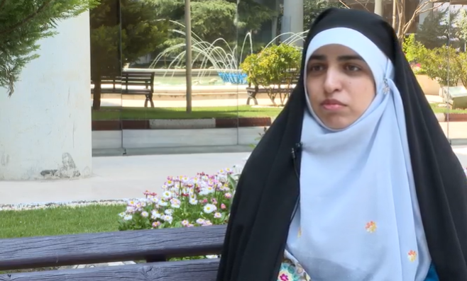 «دورت بگردم» در نمایشگاه کتاب رونمایی میشود «دورت بگردم» در نمایشگاه کتاب رونمایی میشود