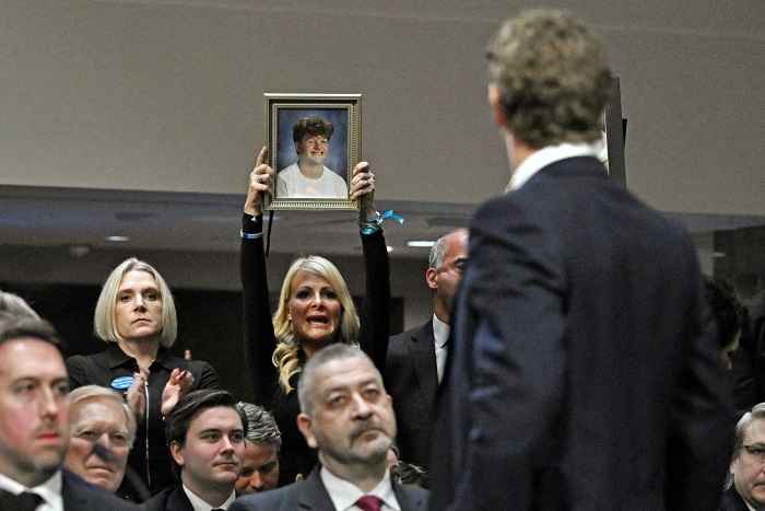 اینستاگرام برای افراد زیر ۱۸ سال محدود می‌شود