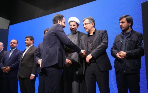 تجلیل از بازی «آمیرزا» به علت گسترش هویت زبان فارسی تجلیل از بازی «آمیرزا» به علت گسترش هویت زبان فارسی