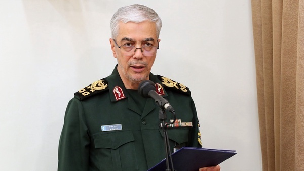 سرلشکر باقری: نیرو‌های مسلح در آمادگی کامل به‌سر می‌برند