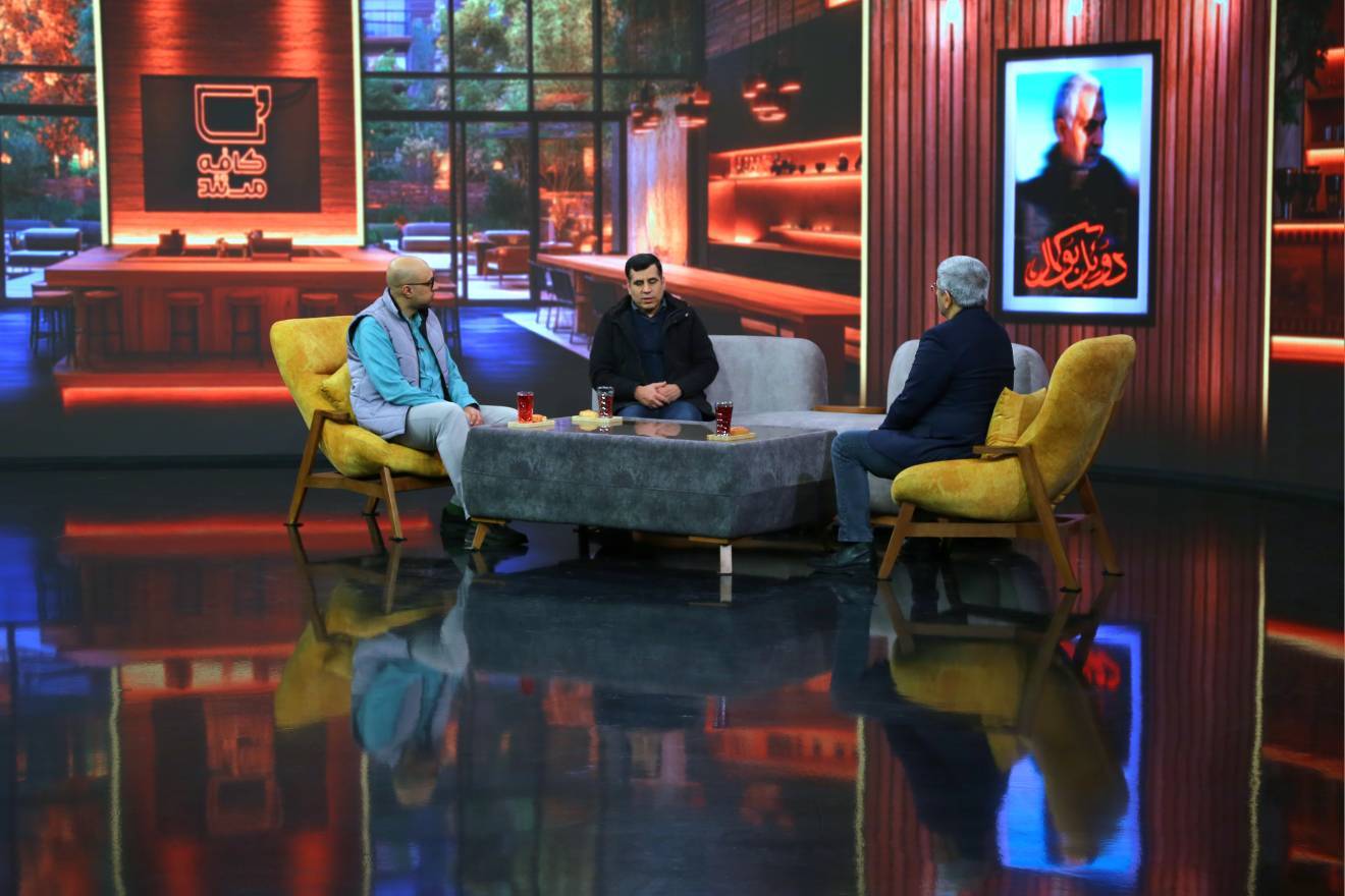 نگاهی به چند برنامه تلویزیونی نگاهی به چند برنامه تلویزیونی