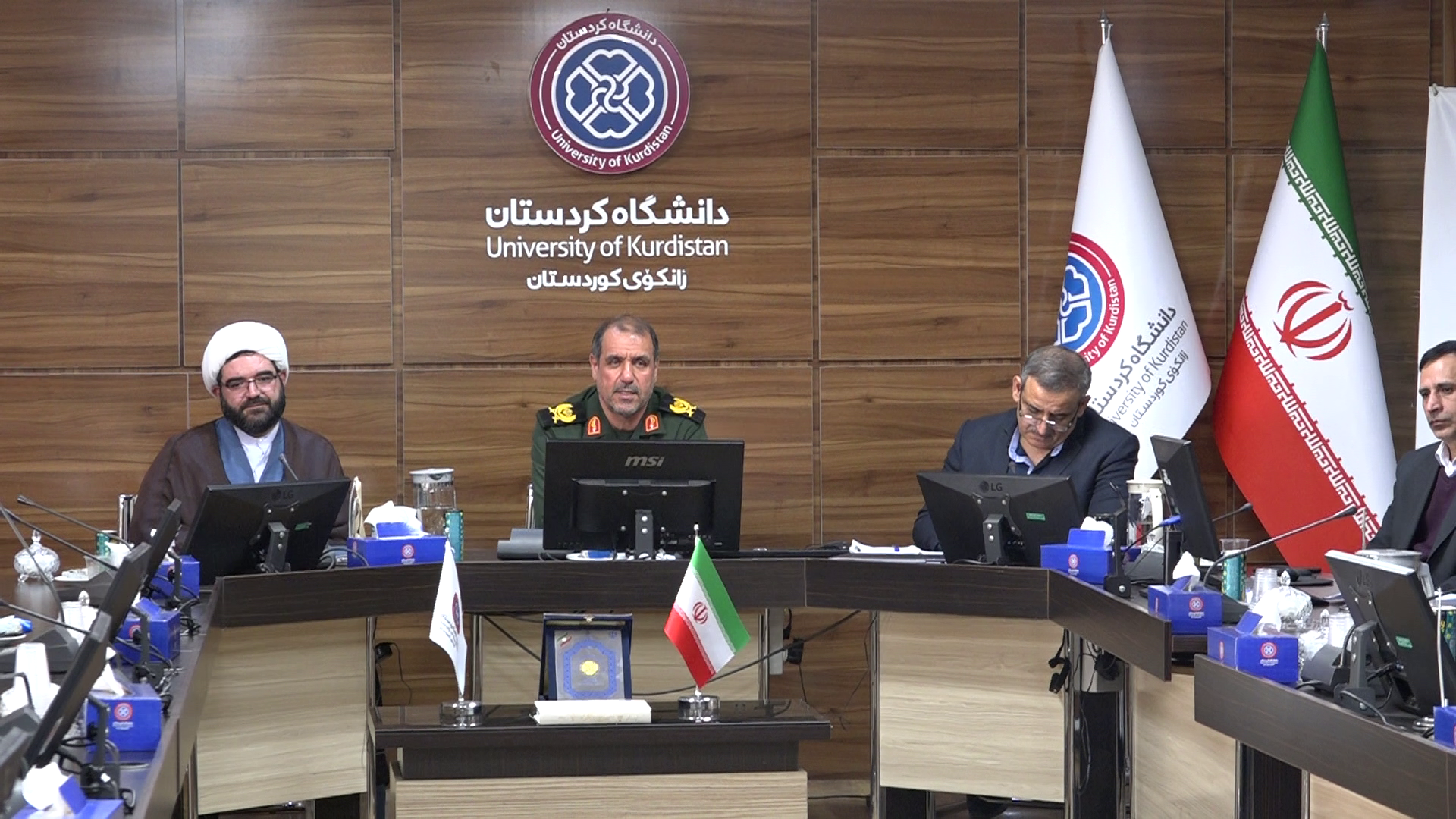 دانشگاه کردستان میزبان  نشست تبینی بصیرت و مقاومت