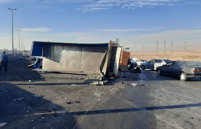  بی‌مبالاتی راننده پژو آزادراه قزوین–کرج را مسدود کرد