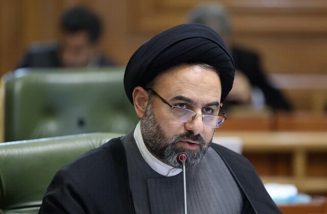 مساجد آسیب‌دیده از اغتشاشات را  بازسازی می‌ کنیم