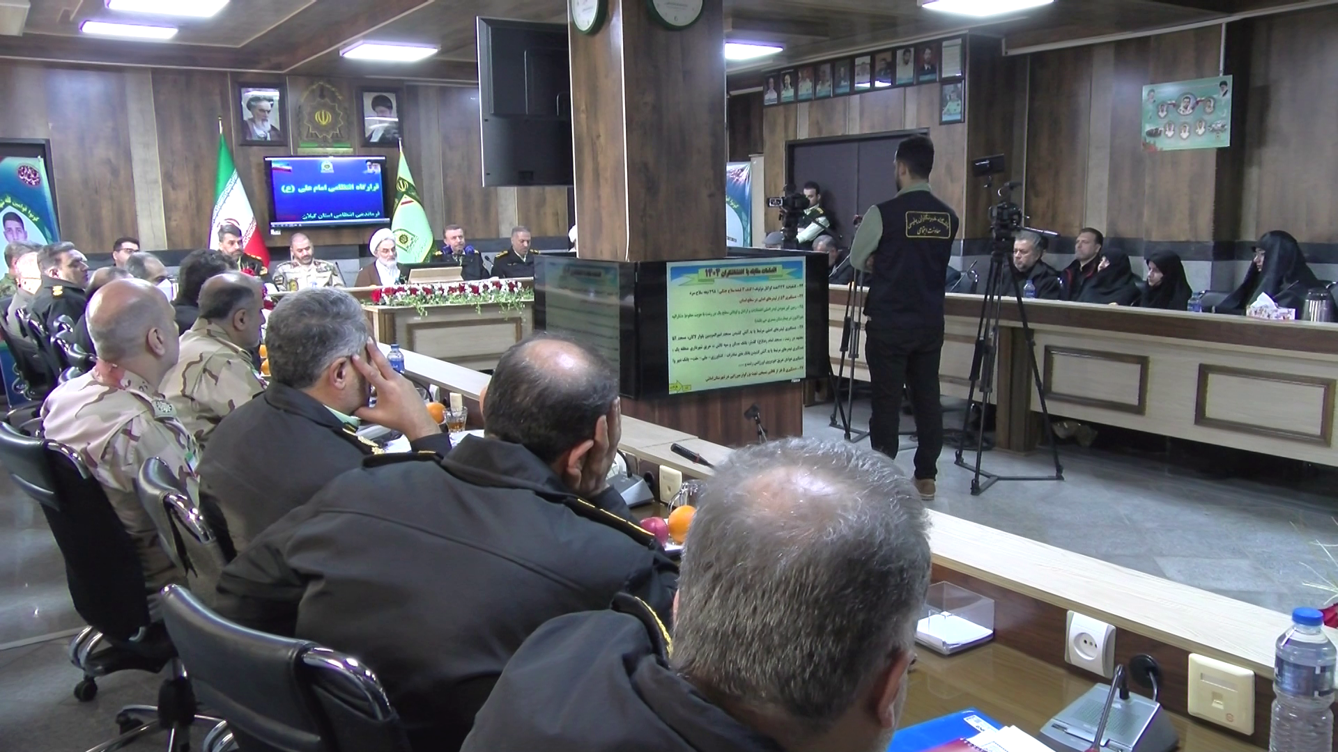 دیدار نماینده ولی فقیه در گیلان با فرماندهان انتظامی استان