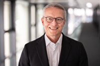 تعیین سن برای دسترسی کودکان به شبکه‌های اجتماعی ضروری است