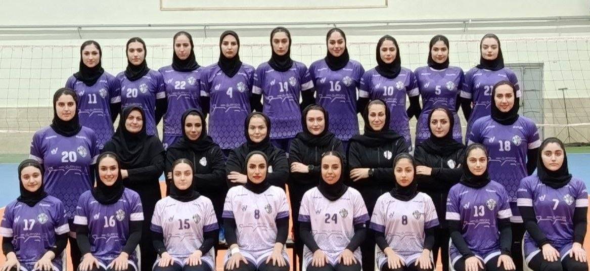 صعود تیم والیبال بانوان وارنای فومن به لیگ برتر کشور