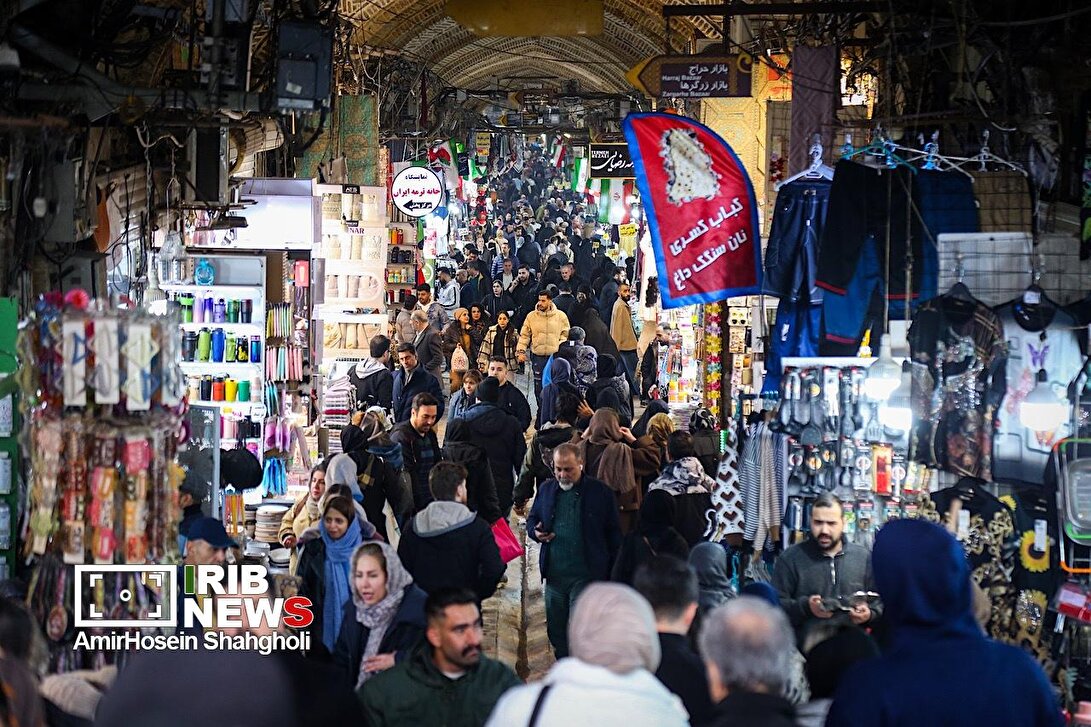 قلب تپنده‌ی شهر و زندگی در گذر بازار تهران