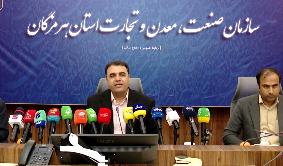 بهره برداری از ۳۴ طرح صنعتی و معدنی در دهه فجر