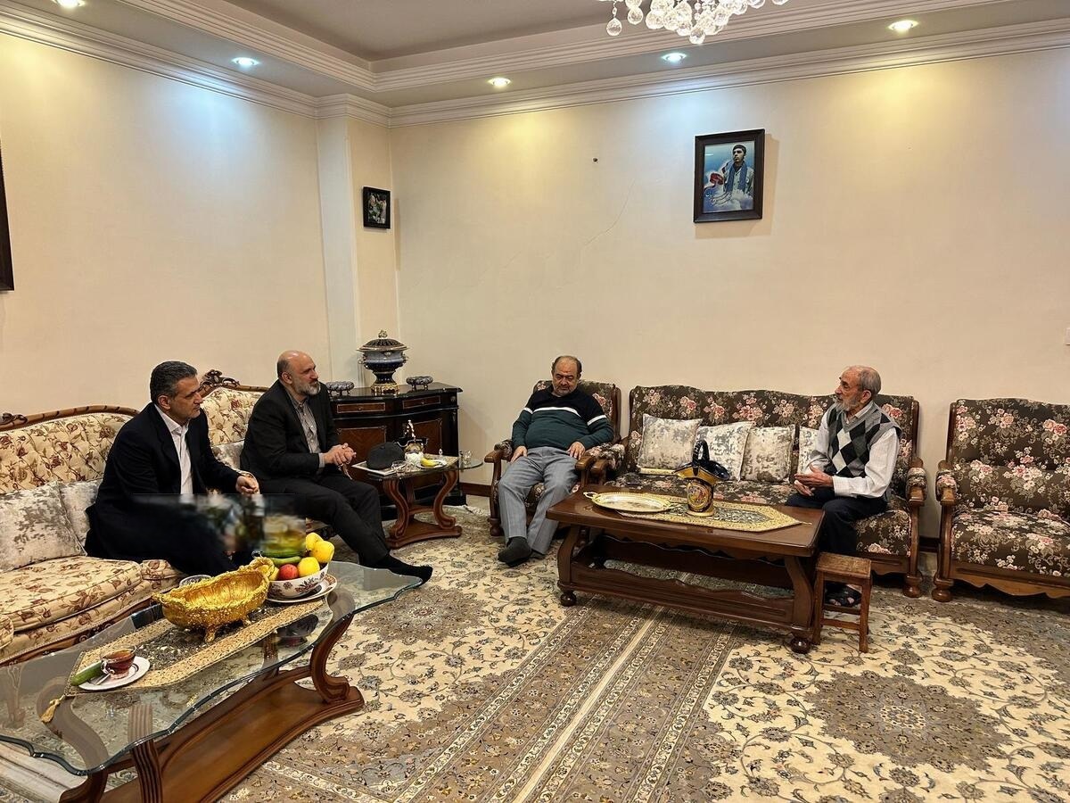 **دیدار مدیران سازمان بازرسی کل کشور با خانواده شهدا