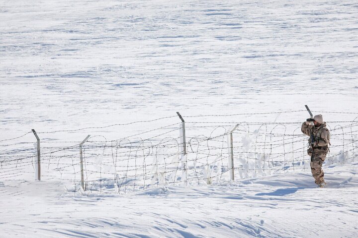 اهدای کیت گرمایشی فناورانه پارک پردیس به مرزبانان کشور.