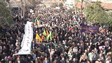 راهپیمایی بزرگ ۲۲ بهمن ملت ایران دریایی برای غرق ناو‌های توطئه دشمن