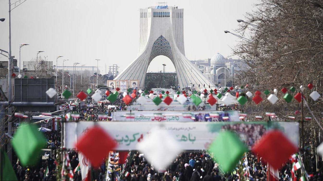 آغاز راهپیمایی سراسری مردم ایران در یوم‌الله ۲۲ بهمن